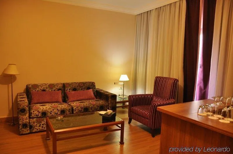 Orient Prince Hotel Beyrut 4*,