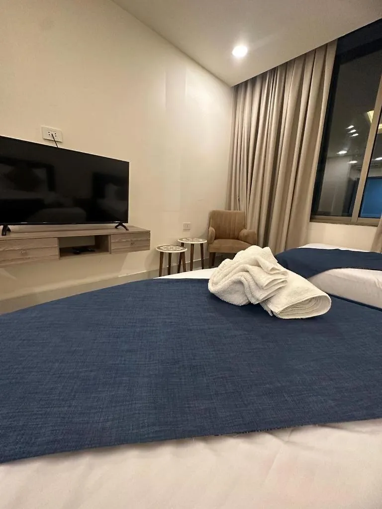 Orient Prince Hotel Beirut 4*,